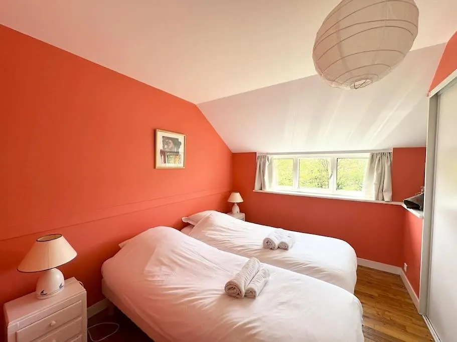 La Ferme, Spacieuse Maison Tout Confort, 贝诺代 度假居